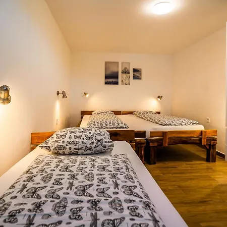 Hacienda Napoli Hébergement de vacances Sebechleby pri Krupine